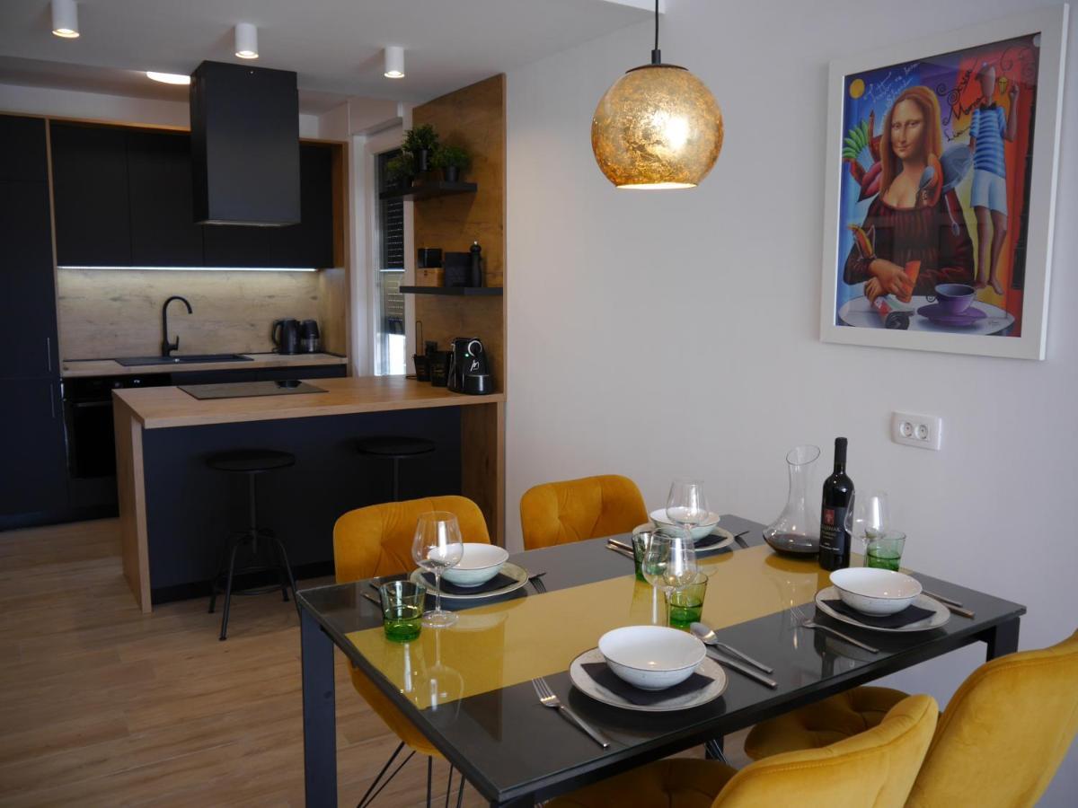 Apartment "Mon Ami" 特罗吉尔 外观 照片